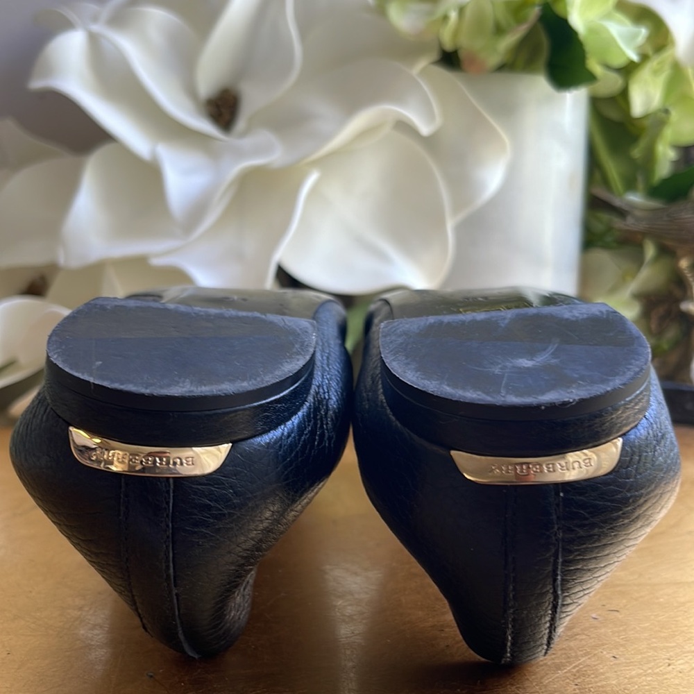 Burberry Black Leather Ballet Flats - Picture 12 of 14